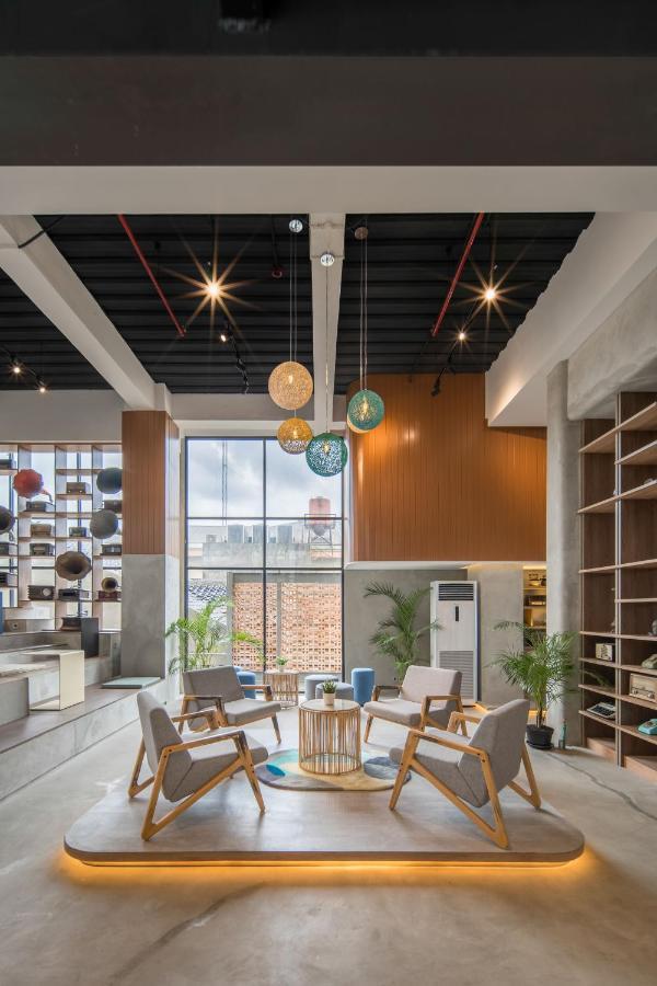 Cove Prima Aparthotel Джакарта Екстериор снимка